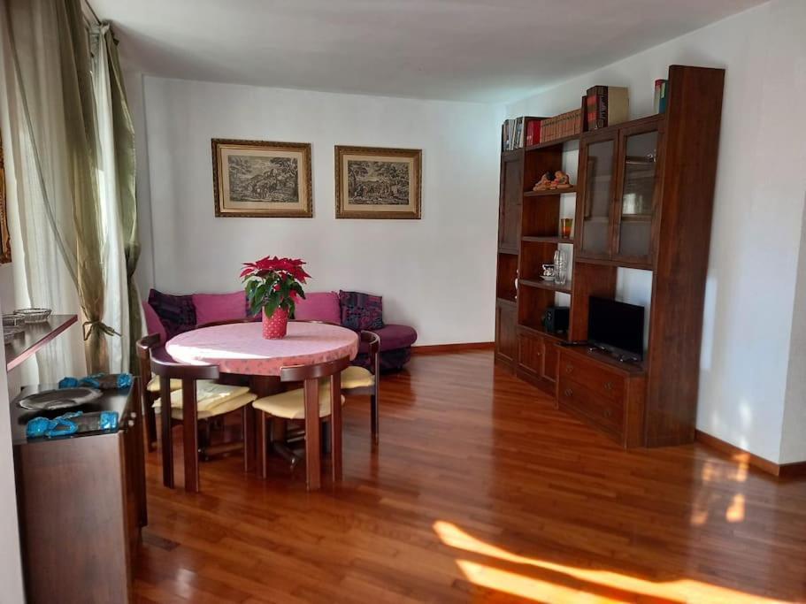 דירות ליבורנו Casa Lola מראה חיצוני תמונה