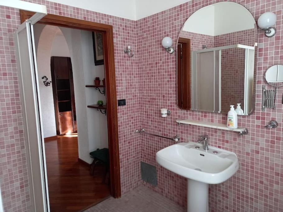 דירות ליבורנו Casa Lola מראה חיצוני תמונה